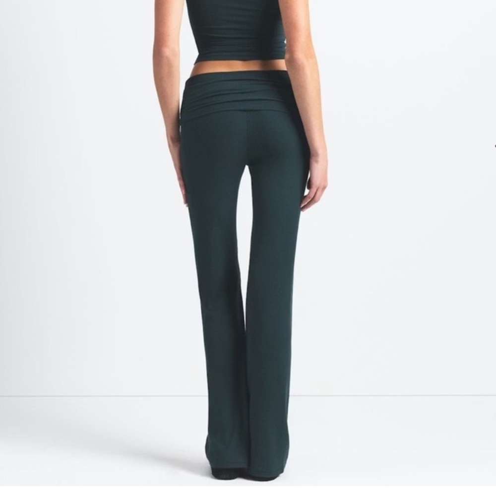 Skims Soft Lounge Foldover Pant - Picture 3 of 6